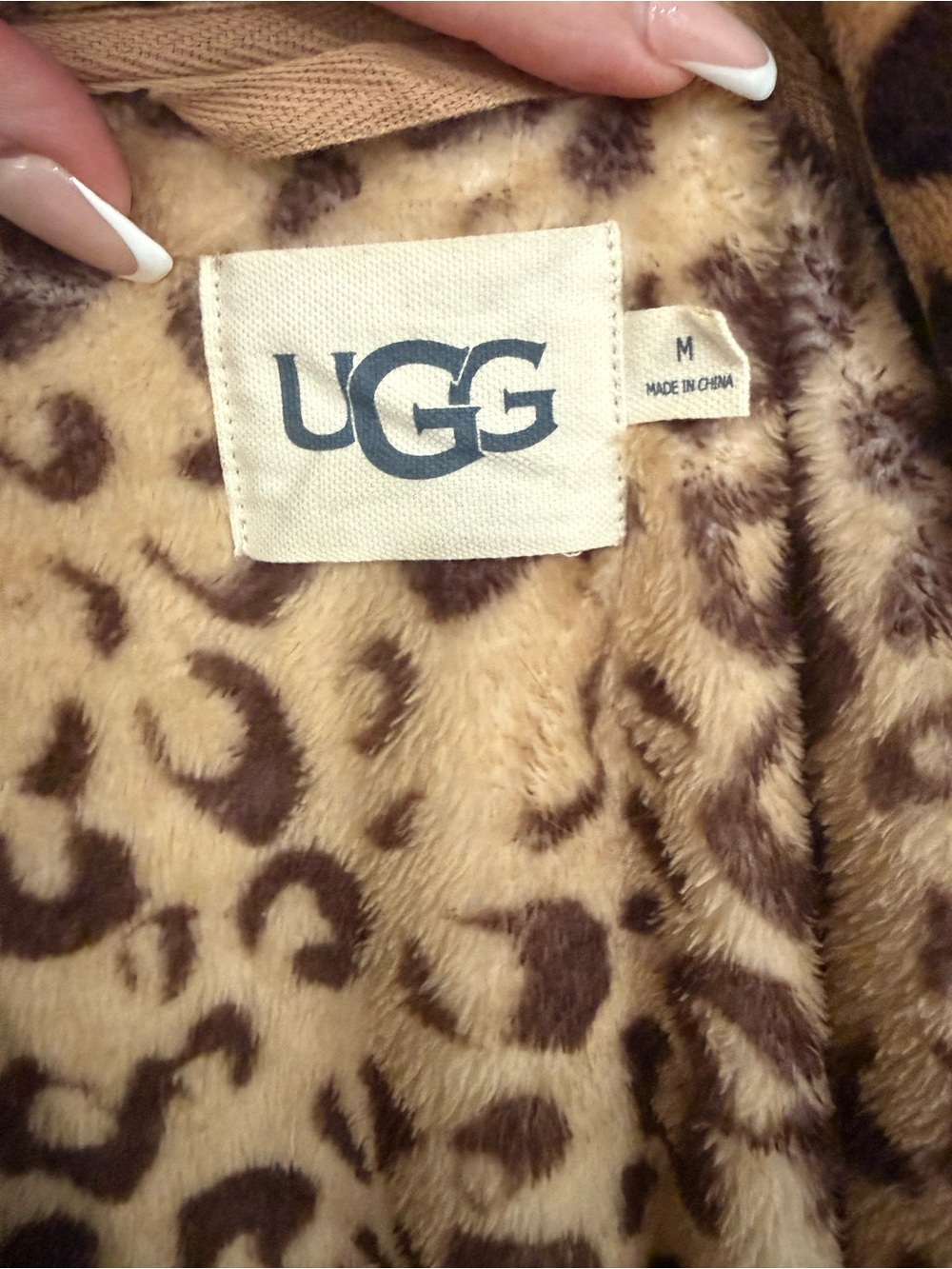 UGG Marlow Leopard Plush Fleece Shawl Collar Robe Belted Women’s Medium - Picture 3 of 6